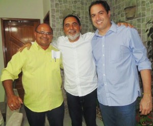 Vice-prefeito eleito de Carnaíba Júnior de Mocinha, Anchieta Patriota prefeito eleito e o Governador Paulo Câmara
