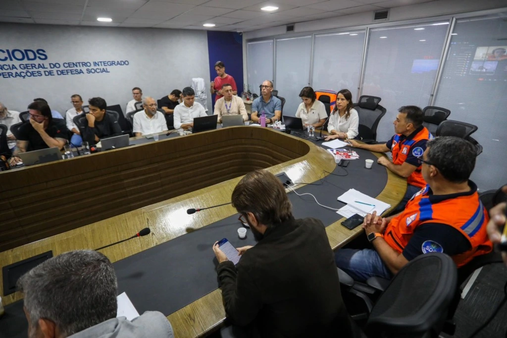 Governadora Raquel Lyra decreta situação de emergência em 27 municípios atingidos pelas chuvas