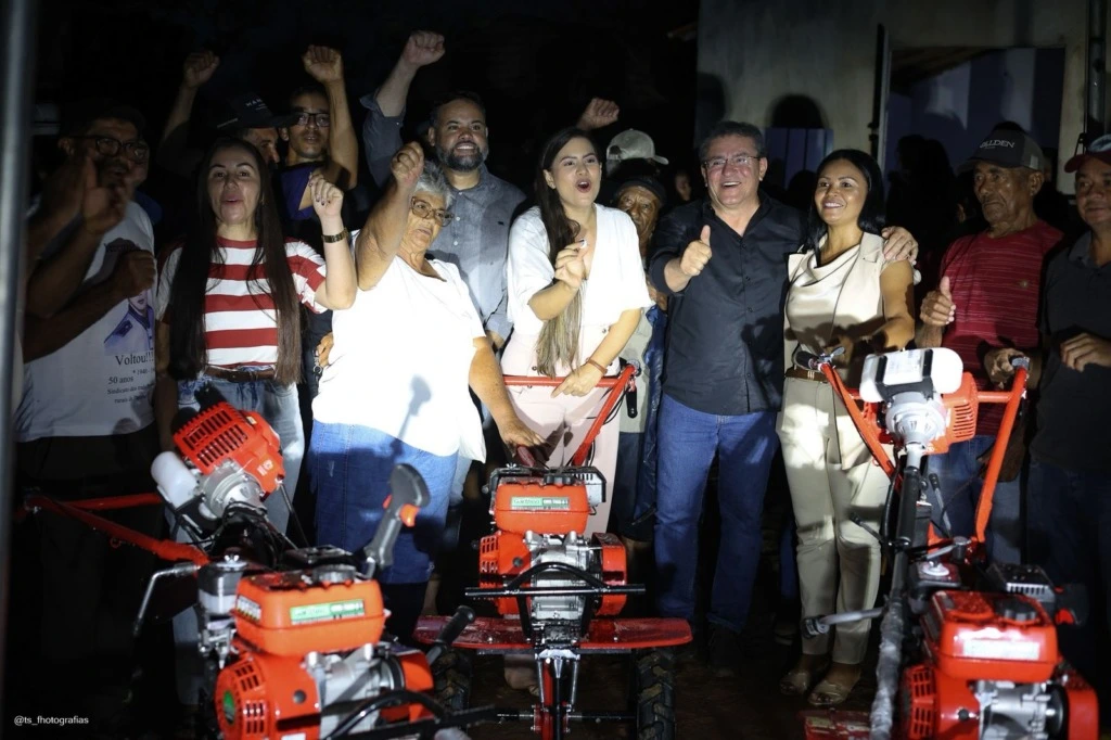 Duque fortalece agricultura familiar com entrega de equipamentos em Itambé