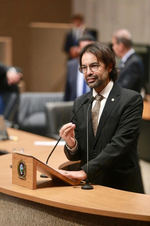 Diogo Moraes destaca atuação para impedir que taxação antidumping sobre poliéster seja aplicada ao Polo de Confecções