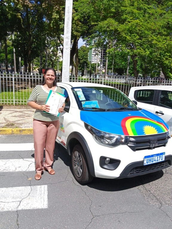 Santa Cruz da Baixa Verde recebe veículo 0km para fortalecer os serviços da Assistência Social