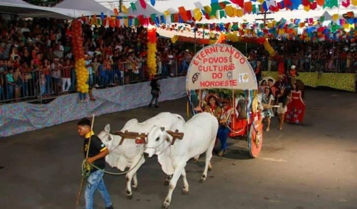 Flores realiza nesta quarta-feira o 16º Festival de Carros de Boi