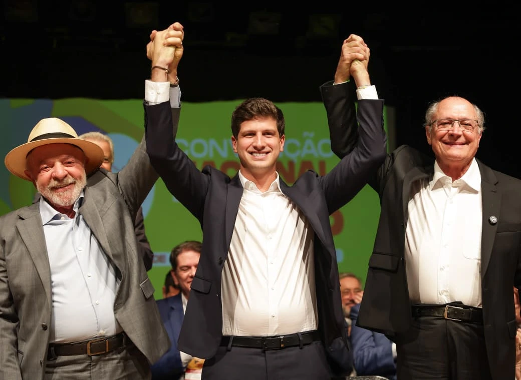 PSB oficializa Alckmin como vice de Lula em chapa à reeleição