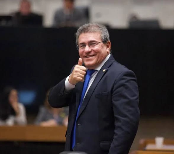 Duque celebra homenagem ao HOSPAM e destaca investimentos de Raquel Lyra que fortalecem a saúde no Sertão