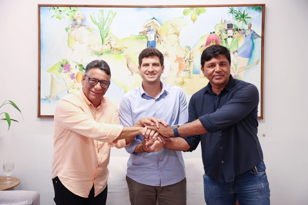 João Campos amplia palanque com adesão do Mobiliza em Pernambuco