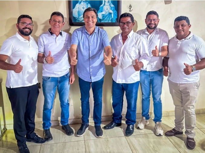 Em ascensão no cenário estadual, Marconi Santana conquista apoio de grupo político em Trindade