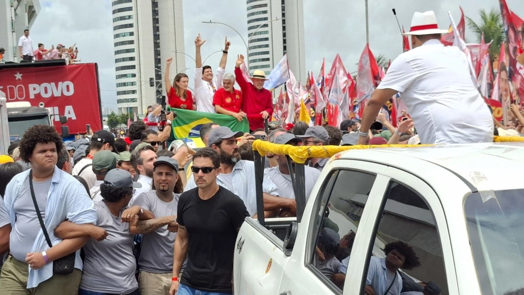 Começou a caminhada de Lula com João Campos
