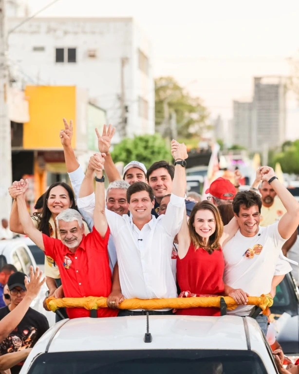 Nas ruas de Petrolina, Lucas Ramos e João Campos unem forças em grande carreata da esperança e firmam compromisso com o futuro da cidade