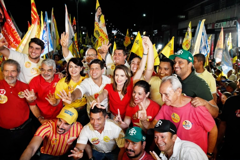 Marília Arraes fecha giro pelo Sertão assumindo compromissos com o desenvolvimento da região no último final de semana de campanha de rua