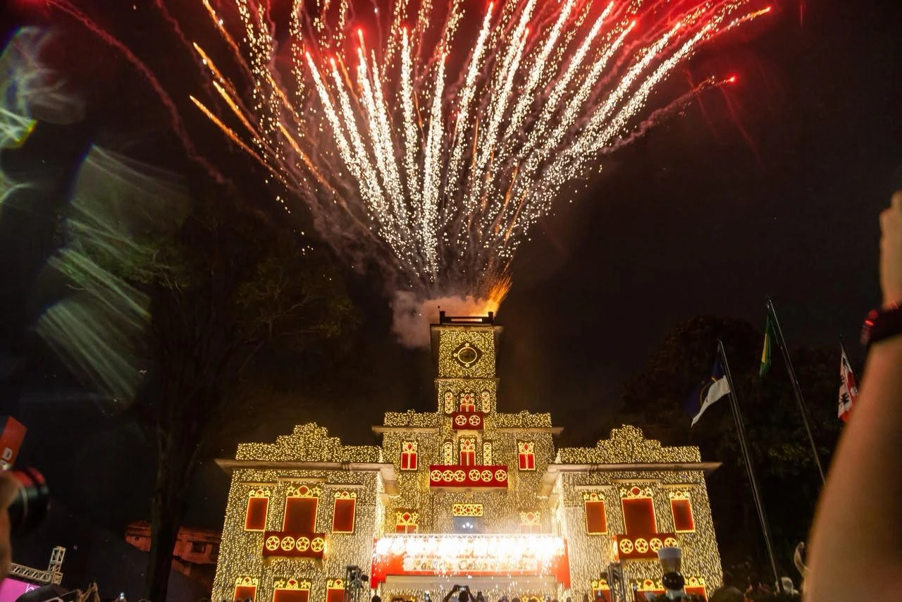 Encantos do Natal 2026 começa nesta sexta-feira (30) com acendimento das luzes em Garanhuns